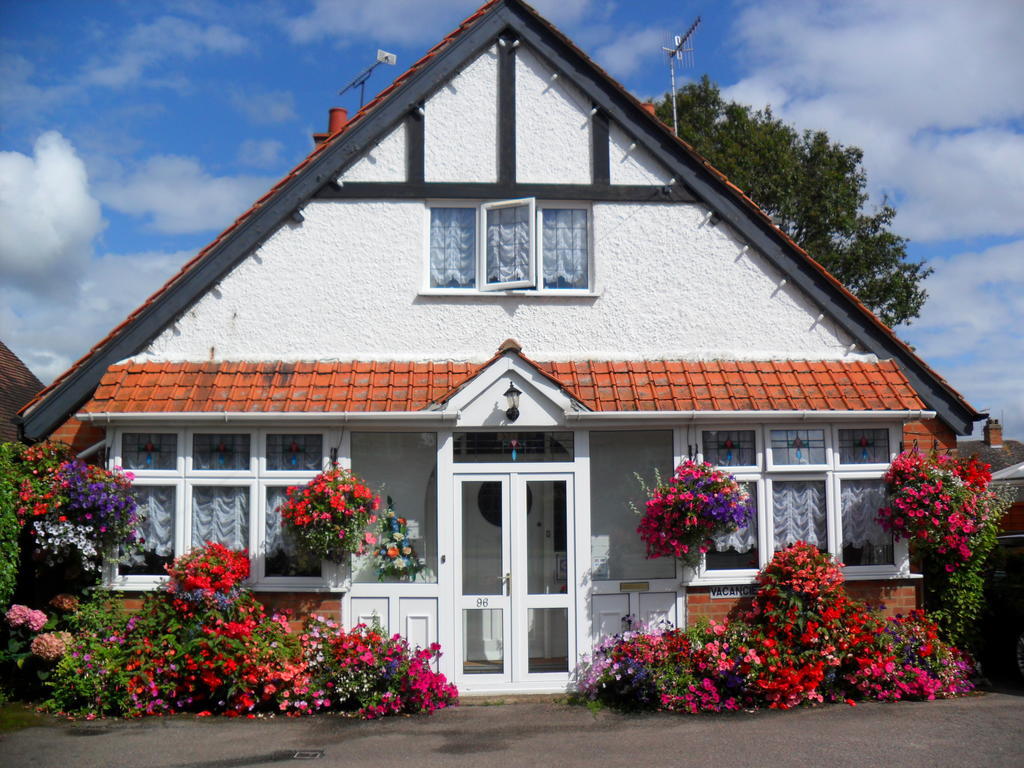 Mil-Mar Stratford-upon-Avon Exterior photo